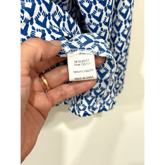 Olivaceous Geometric Print Tasseled Neck Blouse Boho Blue Women's Size Medium - Picture 3 of 3